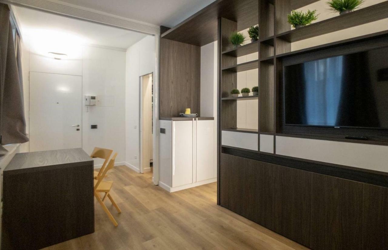 Madonnina Apartment Milan Exterior photo